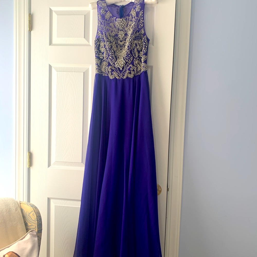 Jovani size 4 beaded chiffon dress with beaded scarf